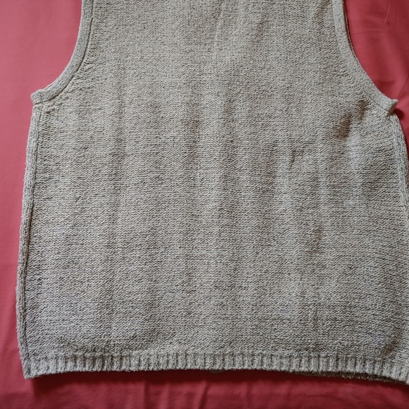 Perry Ellis Sweater Vest - Picture 7 of 7